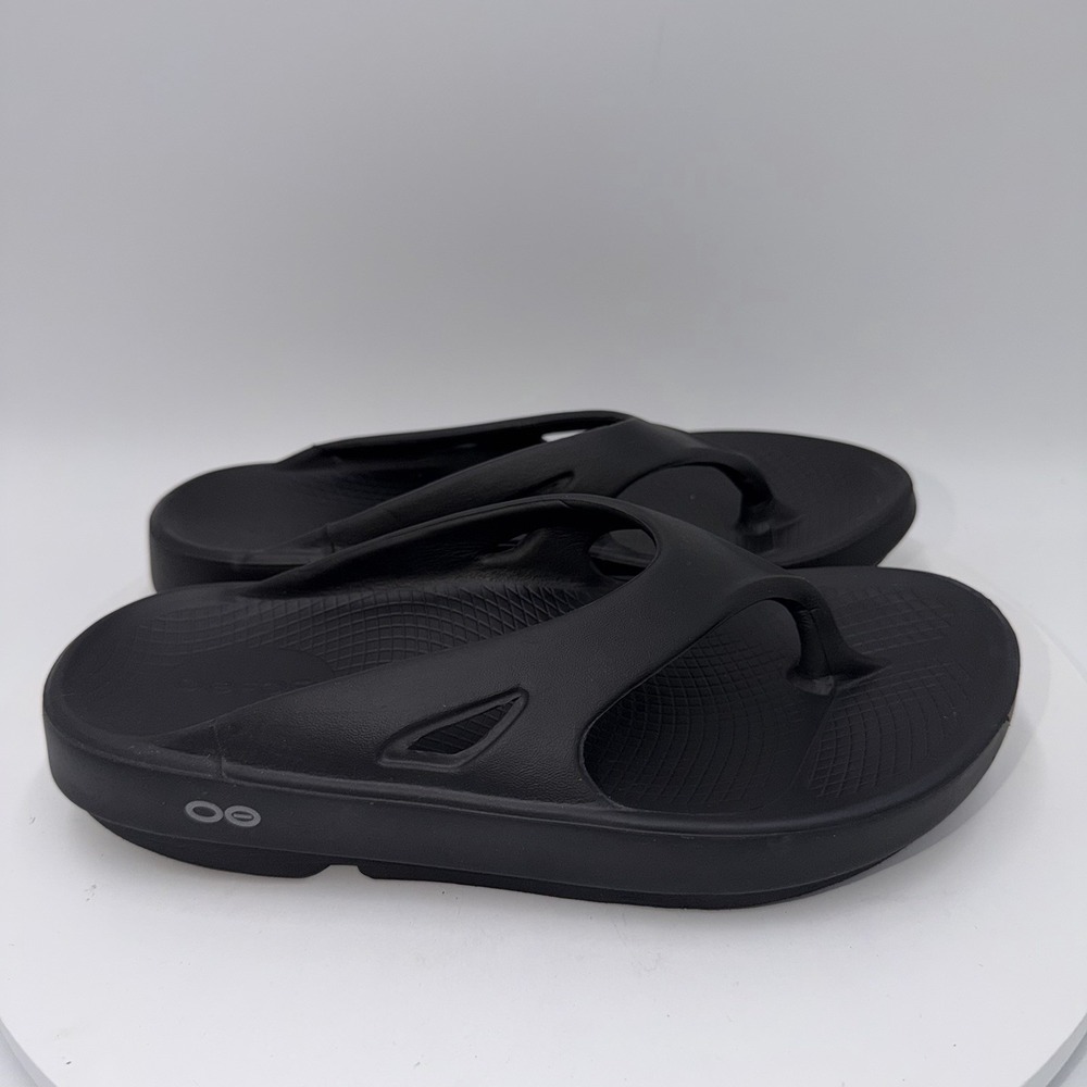 OOFOS Sandals Womens Size 7 Black OOriginal Thong Flip Flop Recovery Comfort - Picture 2 of 8
